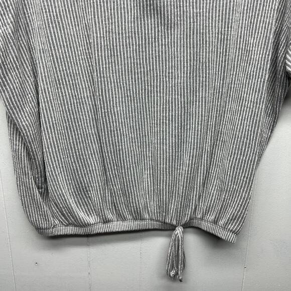 Tiffany & Grey Short Sleeve Ribbed Gray Top Women's Size XL Petite - Picture 4 of 11